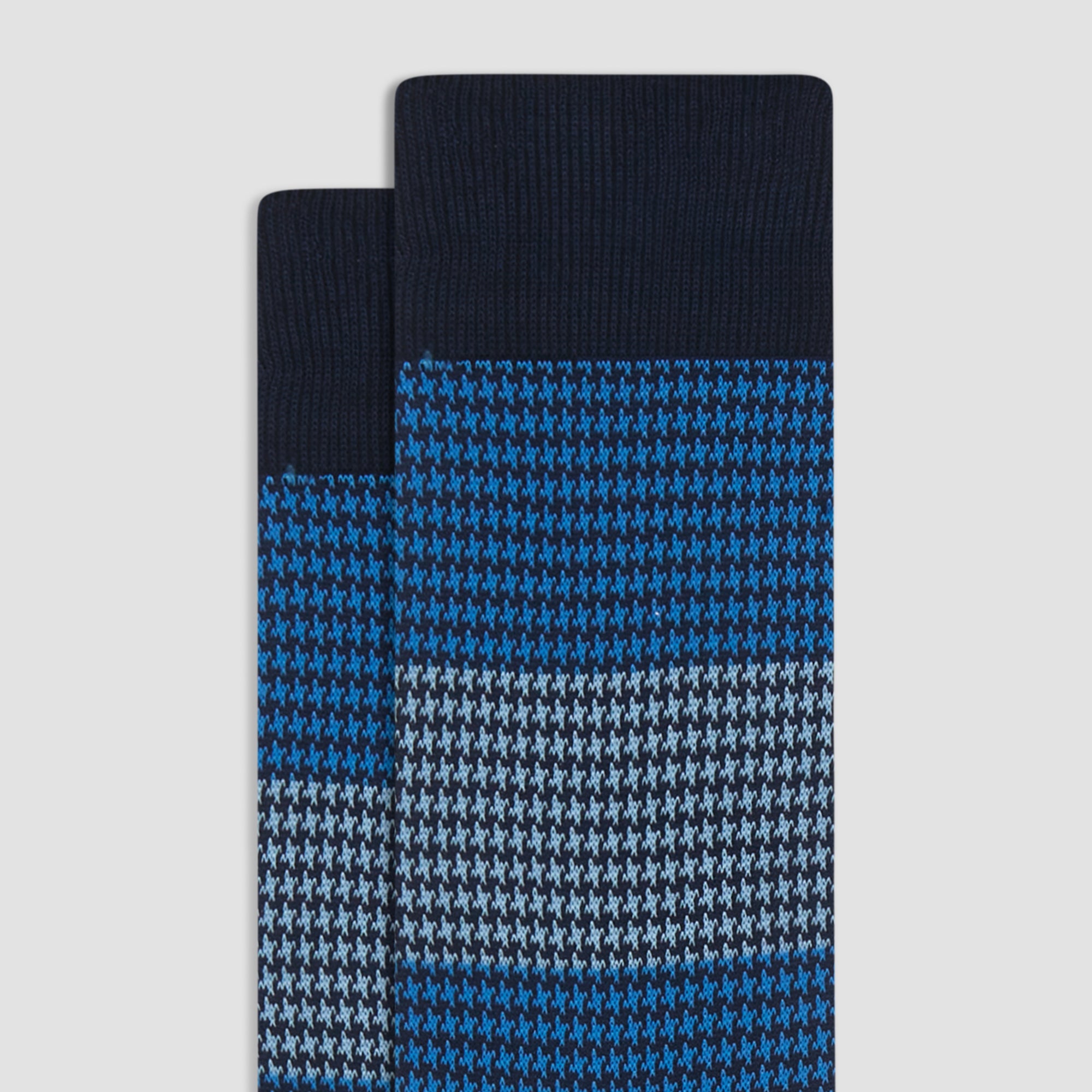 Hounds Tooth Mid-Calf Socks