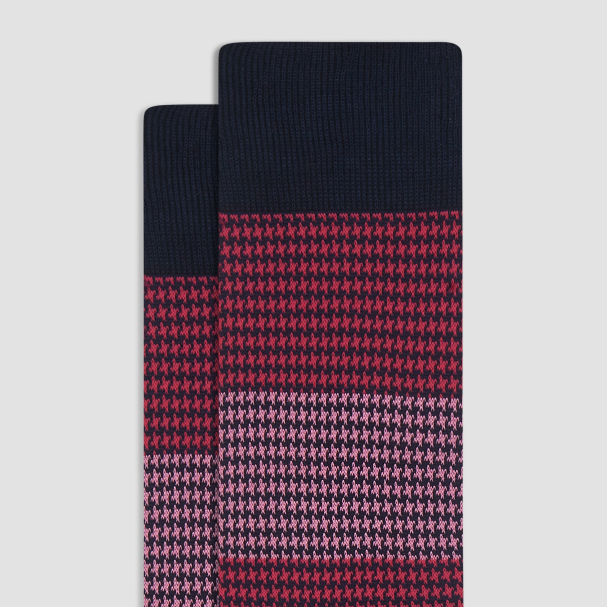 Hounds Tooth Mid-Calf Socks