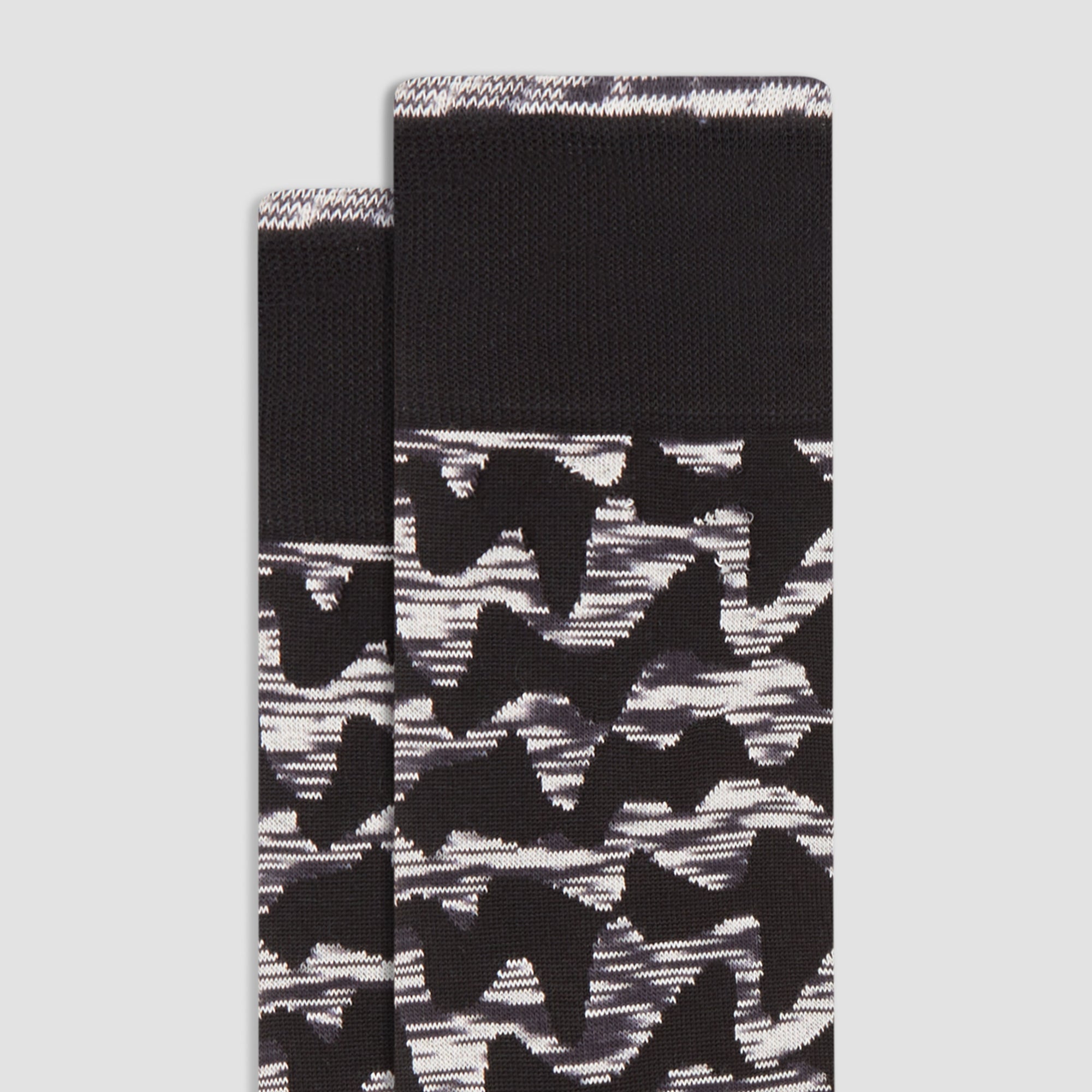 Serpentine Stripe Mid-Calf Socks