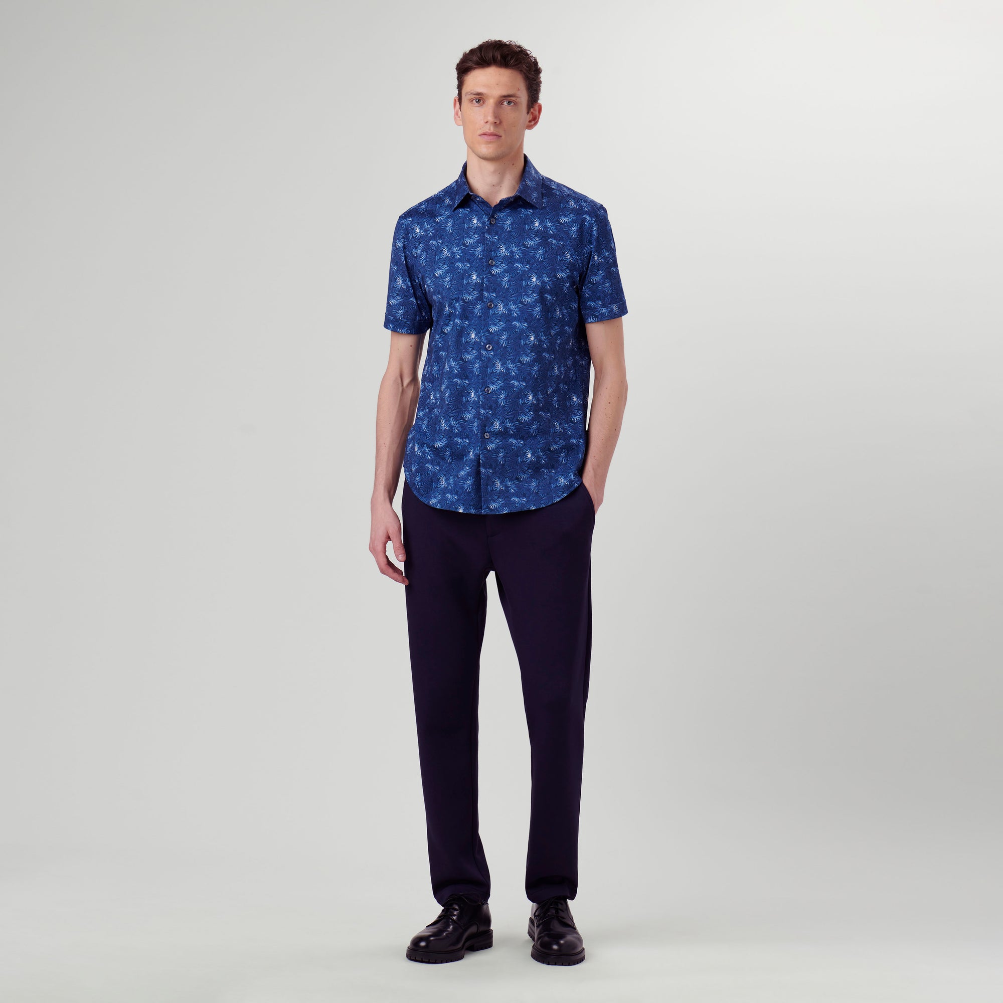 Miles Leaf Print OoohCotton Short Sleeve Shirt