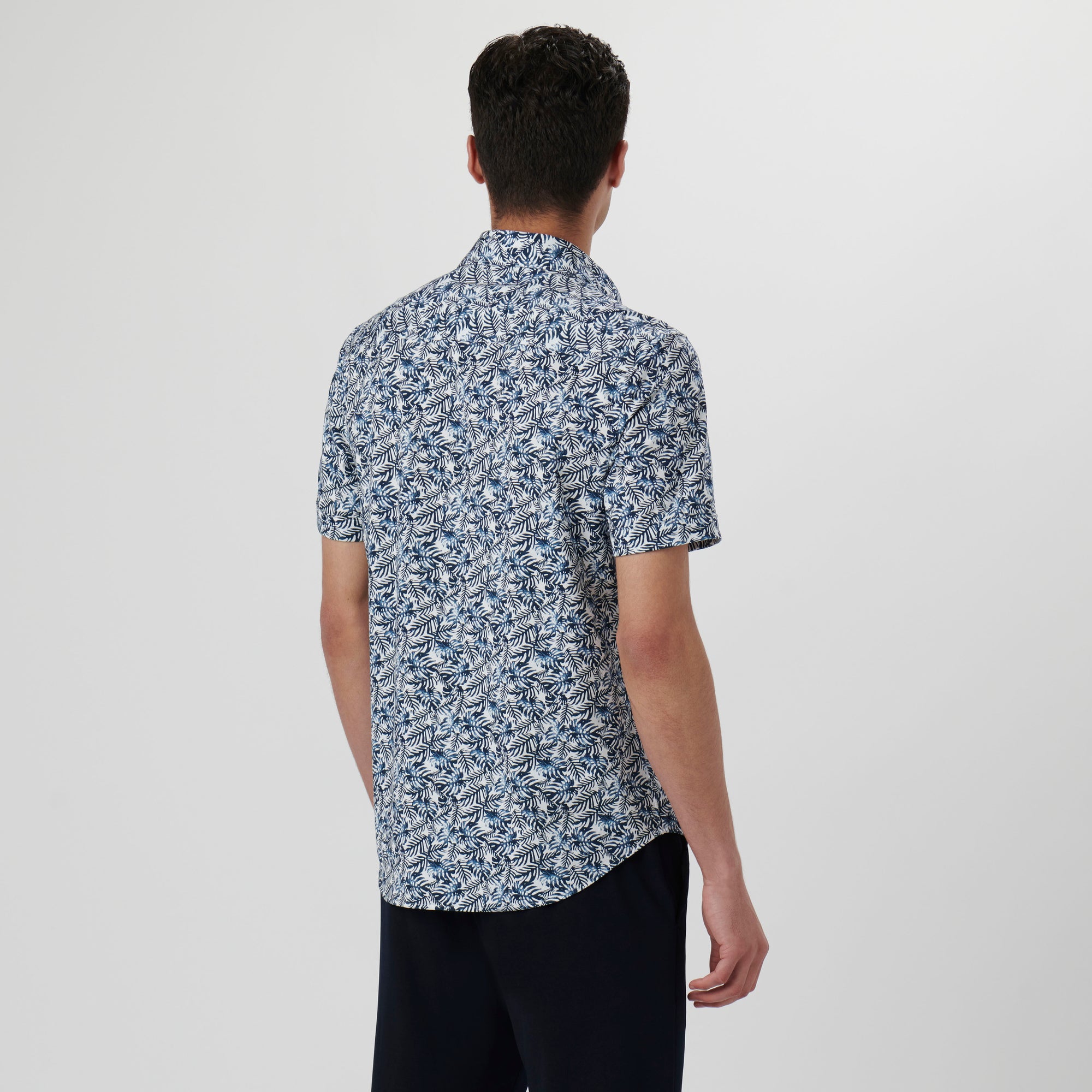Miles Leaf Print OoohCotton Short Sleeve Shirt