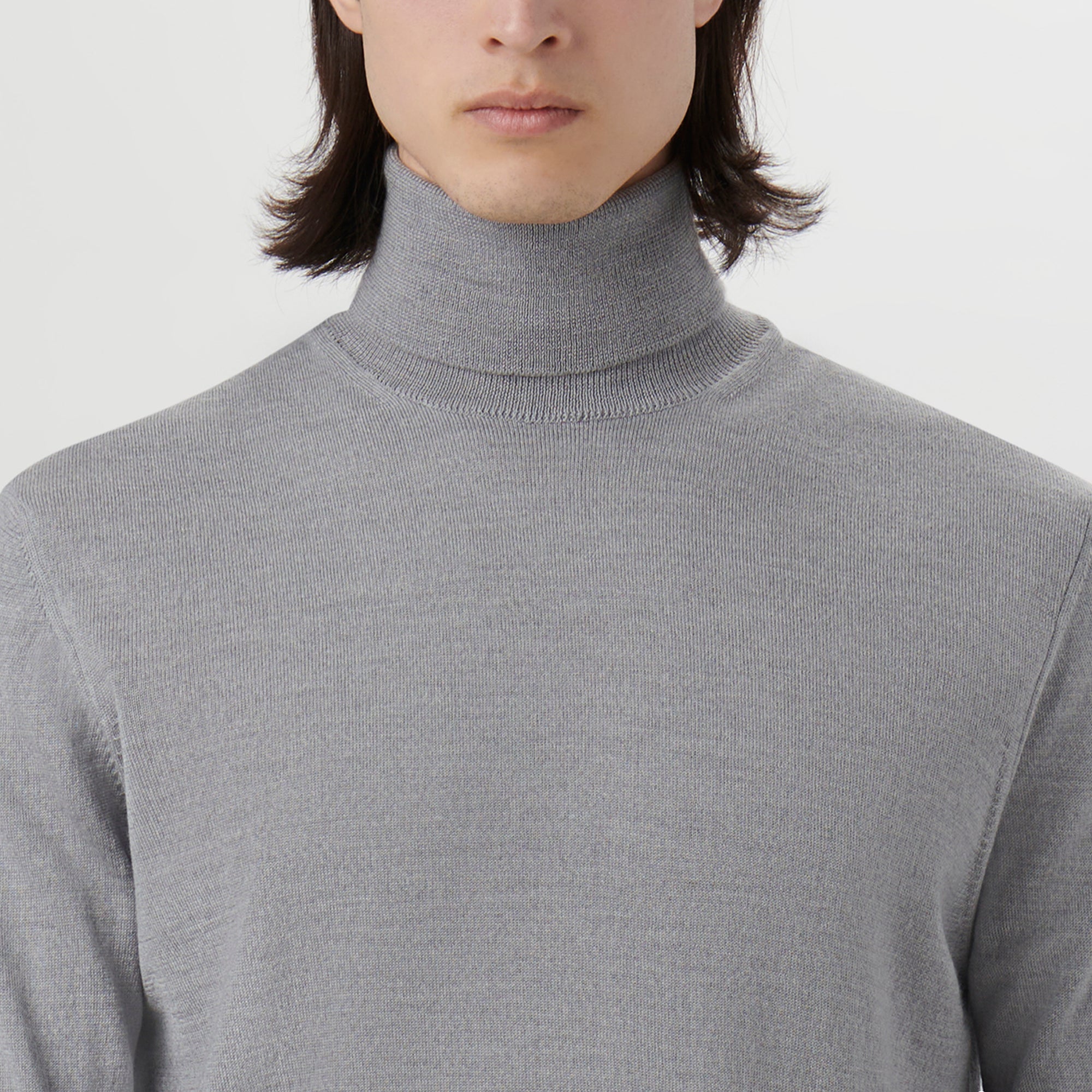 Super Merino Solid Turtleneck Sweater