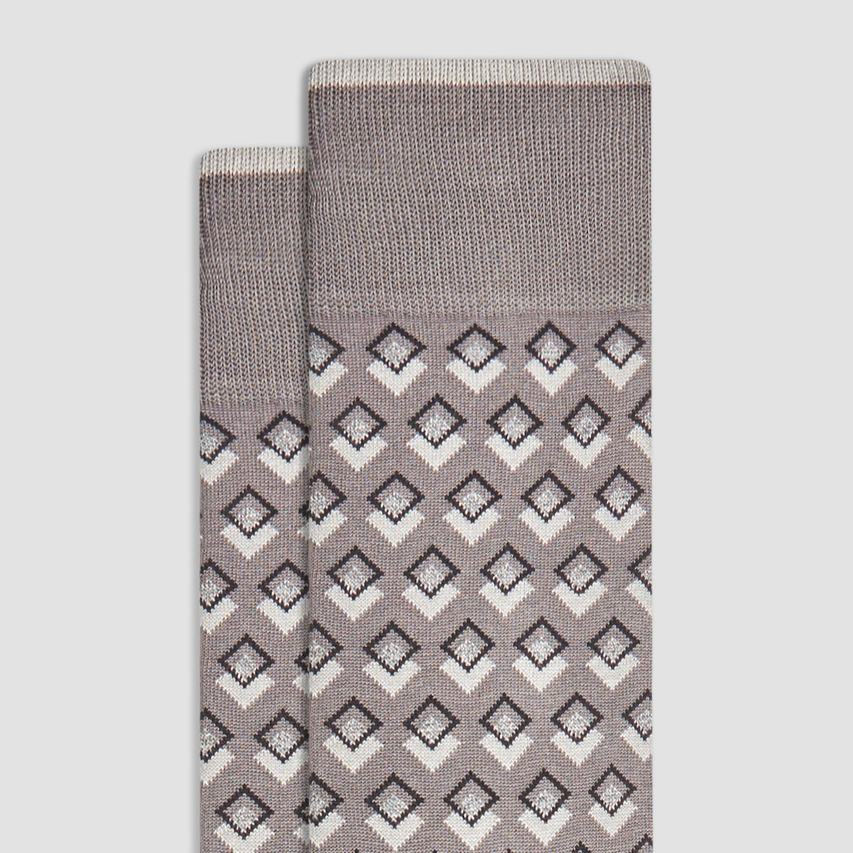 Double Diamond Mid-Calf Socks