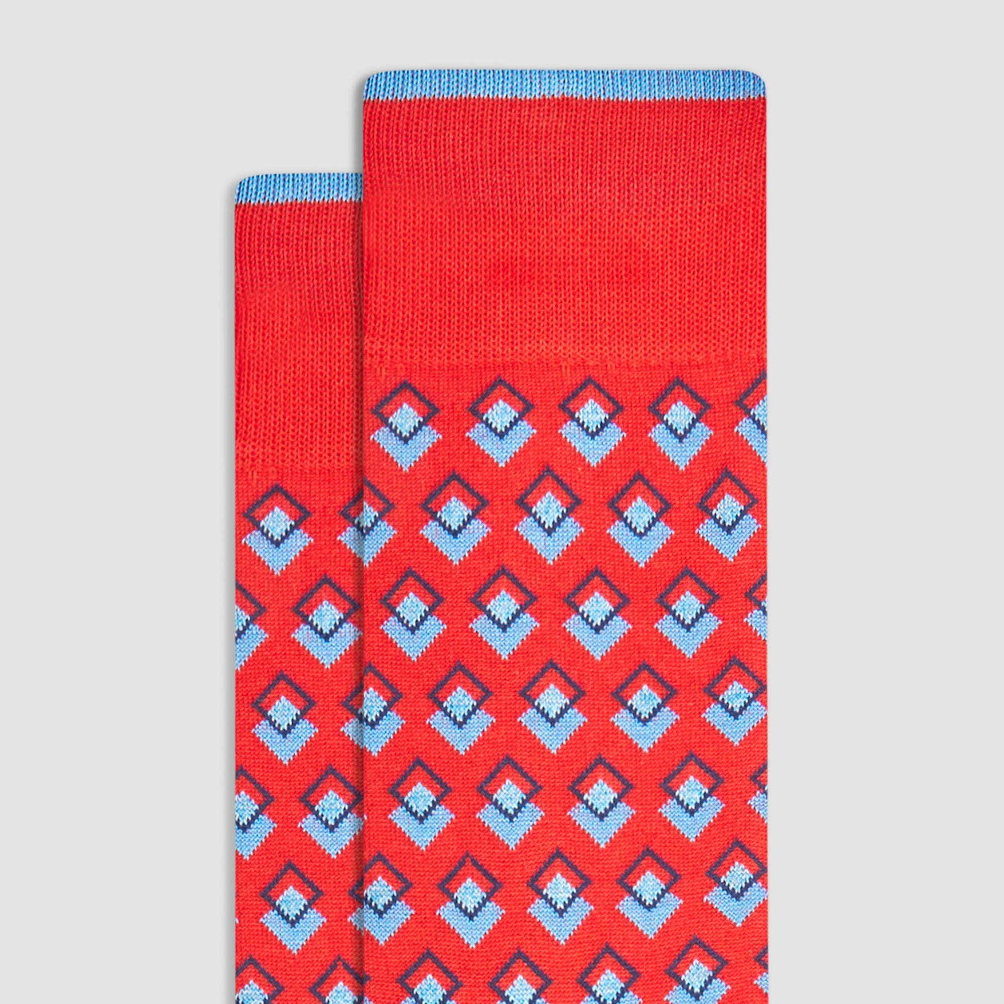 Double Diamond Mid-Calf Socks