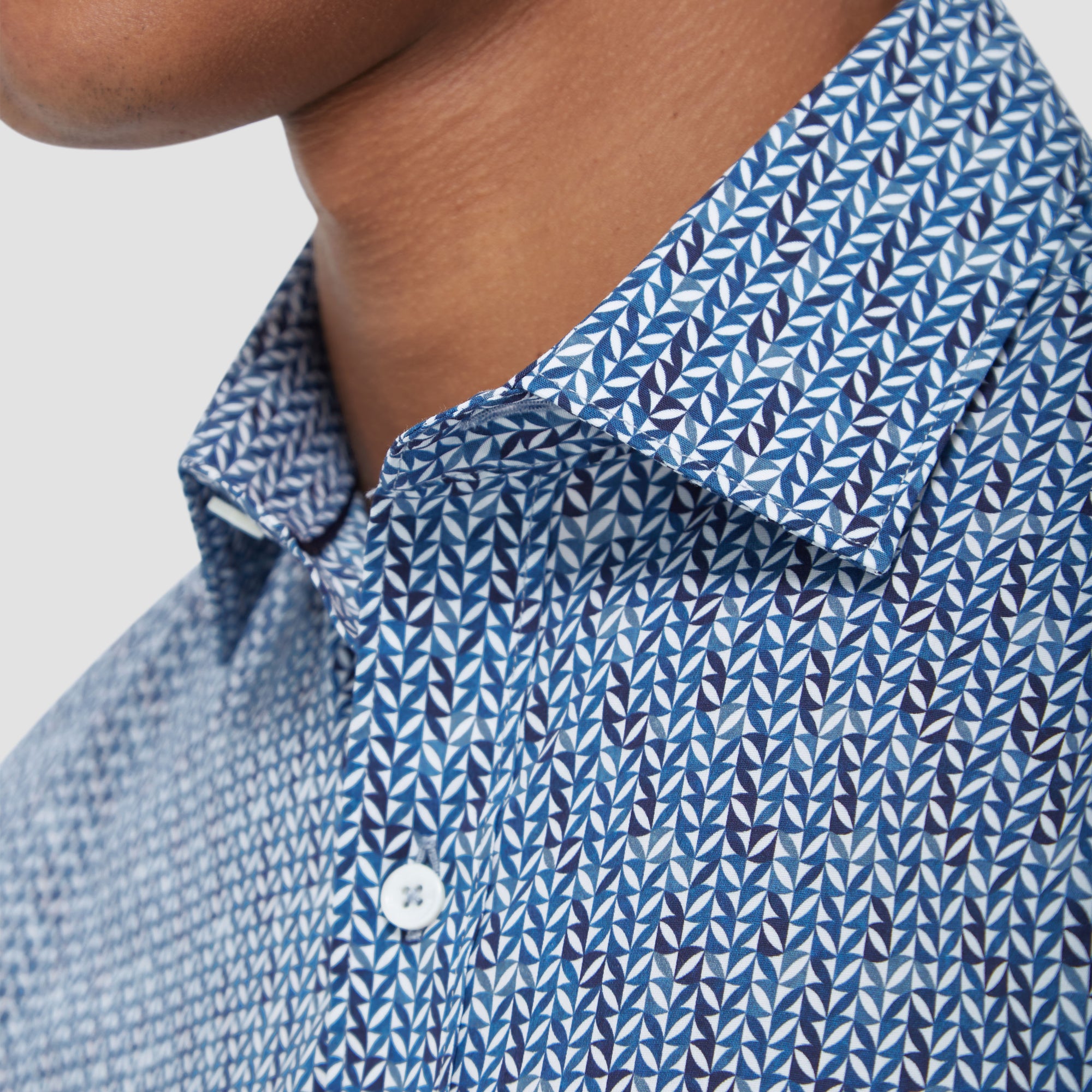 Axel Geometric Shirt