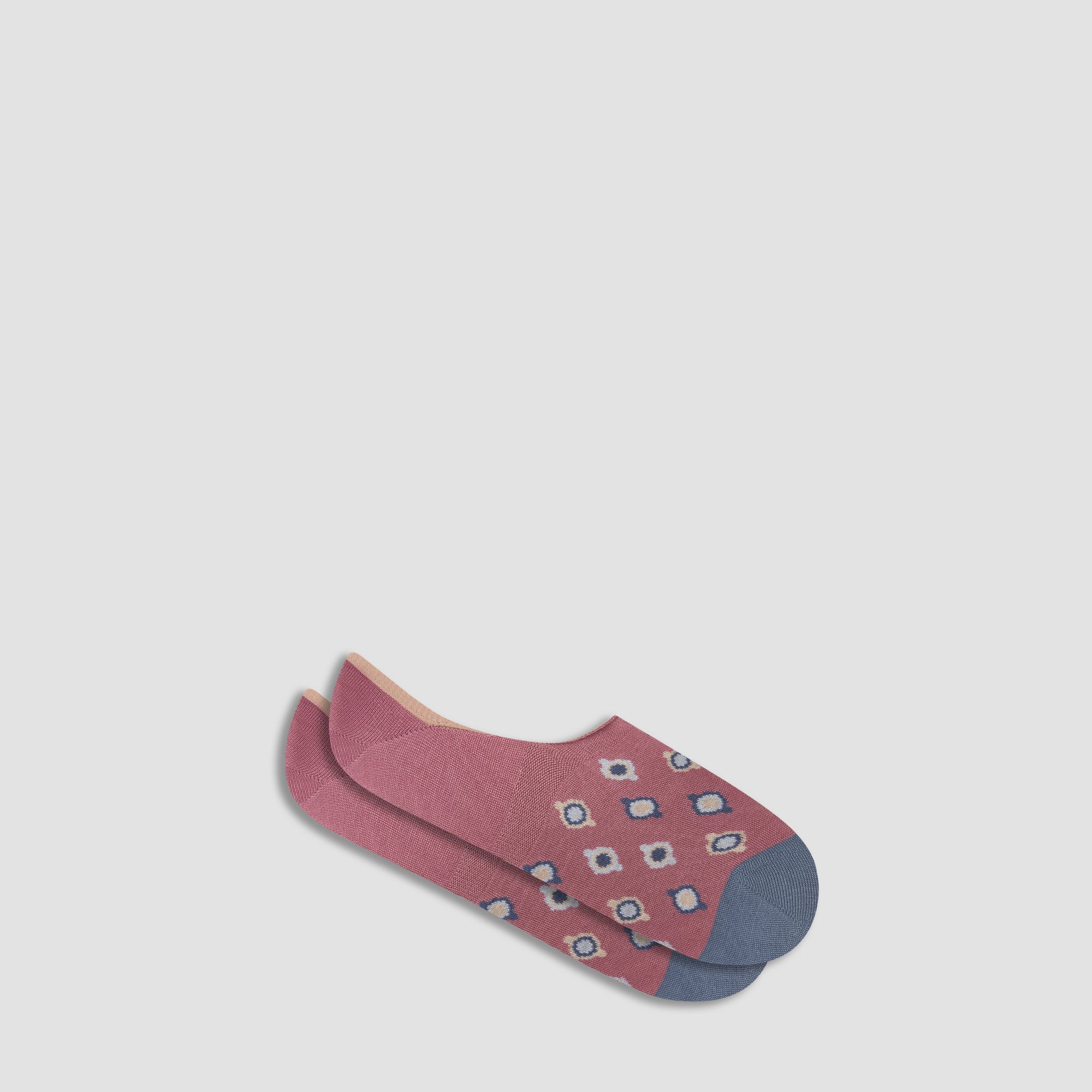 Medallion No-Show Socks