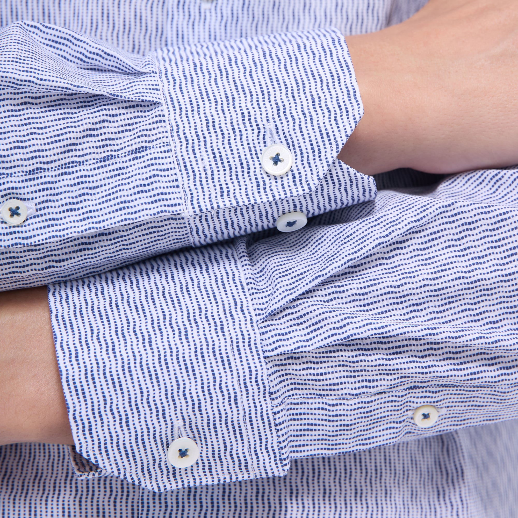 Axel Dotted Wave Shirt