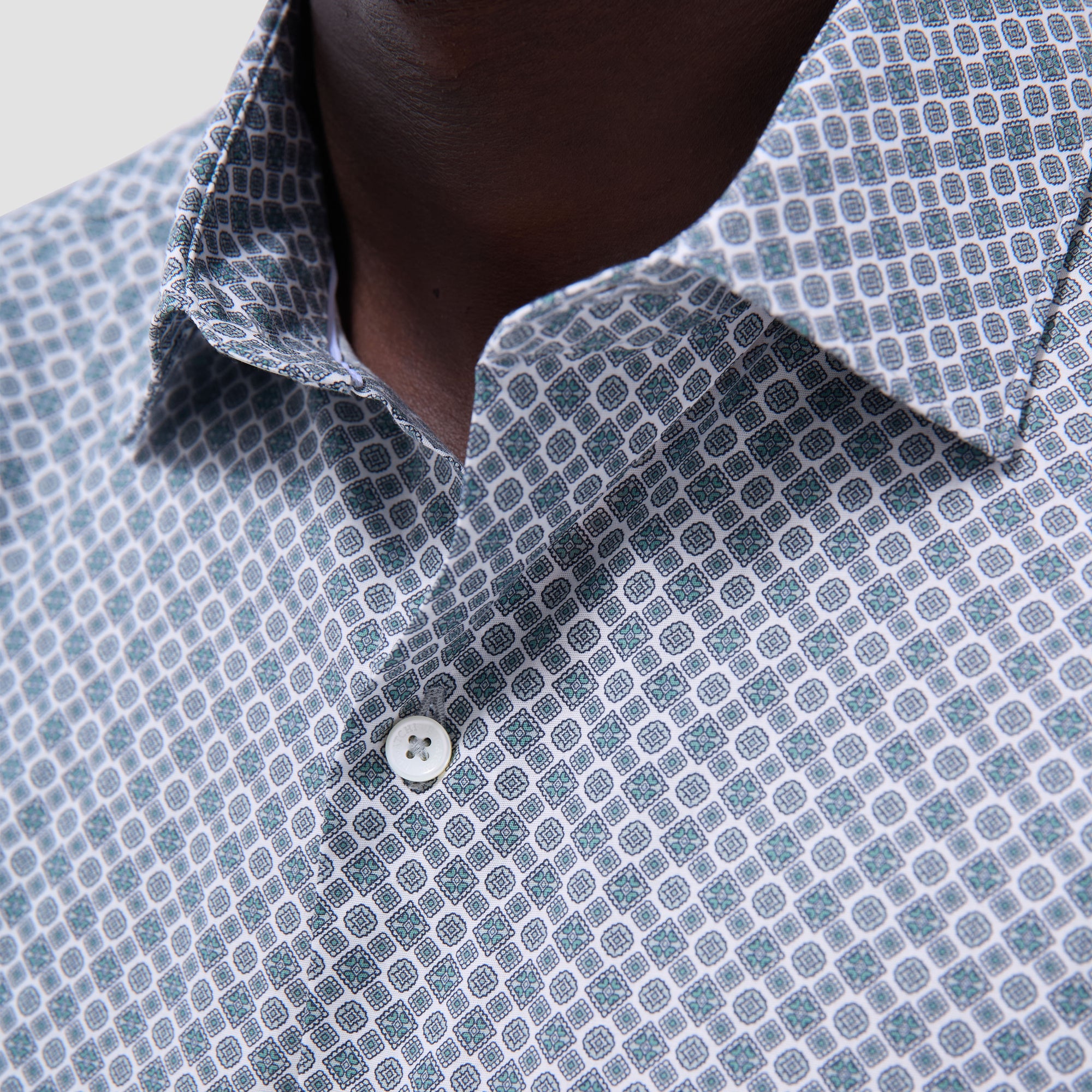 Axel Medallion Shirt