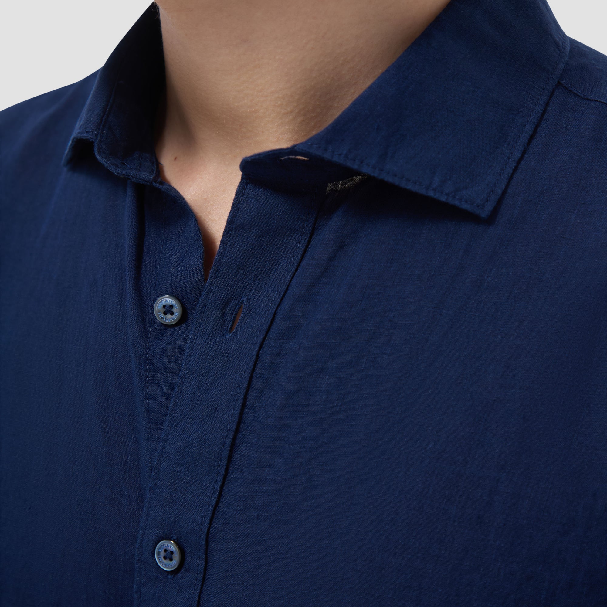 Axel Solid Linen Shirt