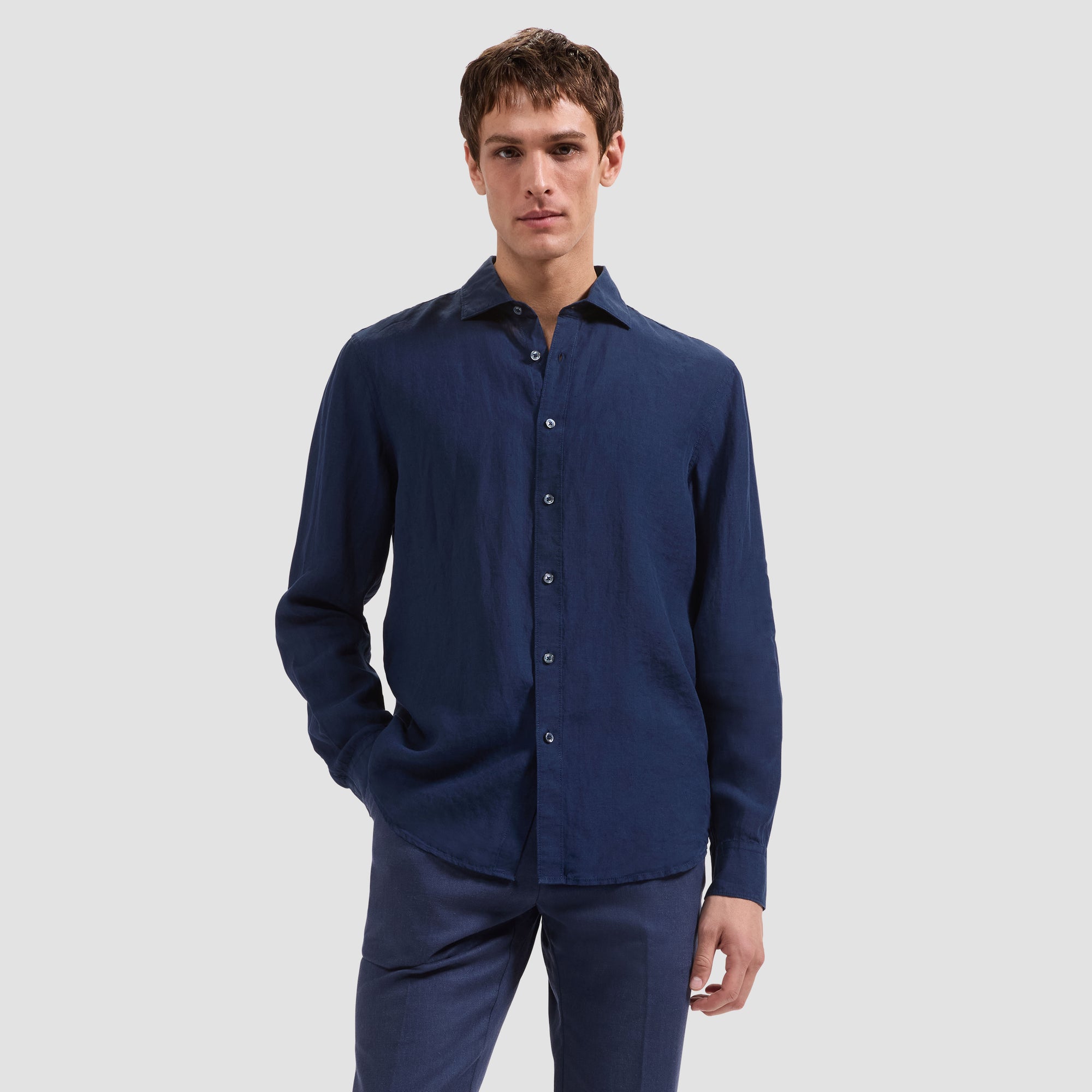 Axel Solid Linen Shirt