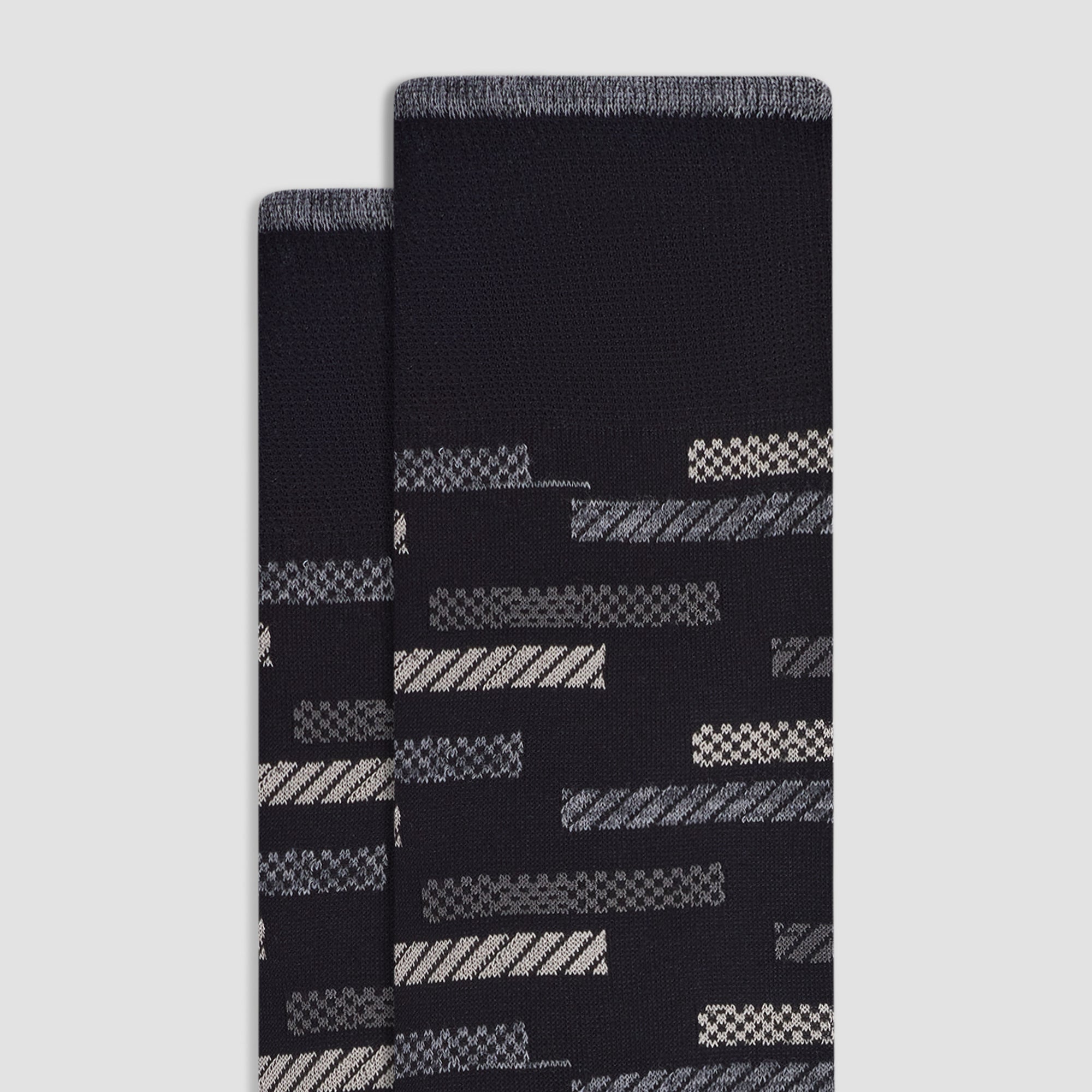Linear Motif Mid-Calf Socks