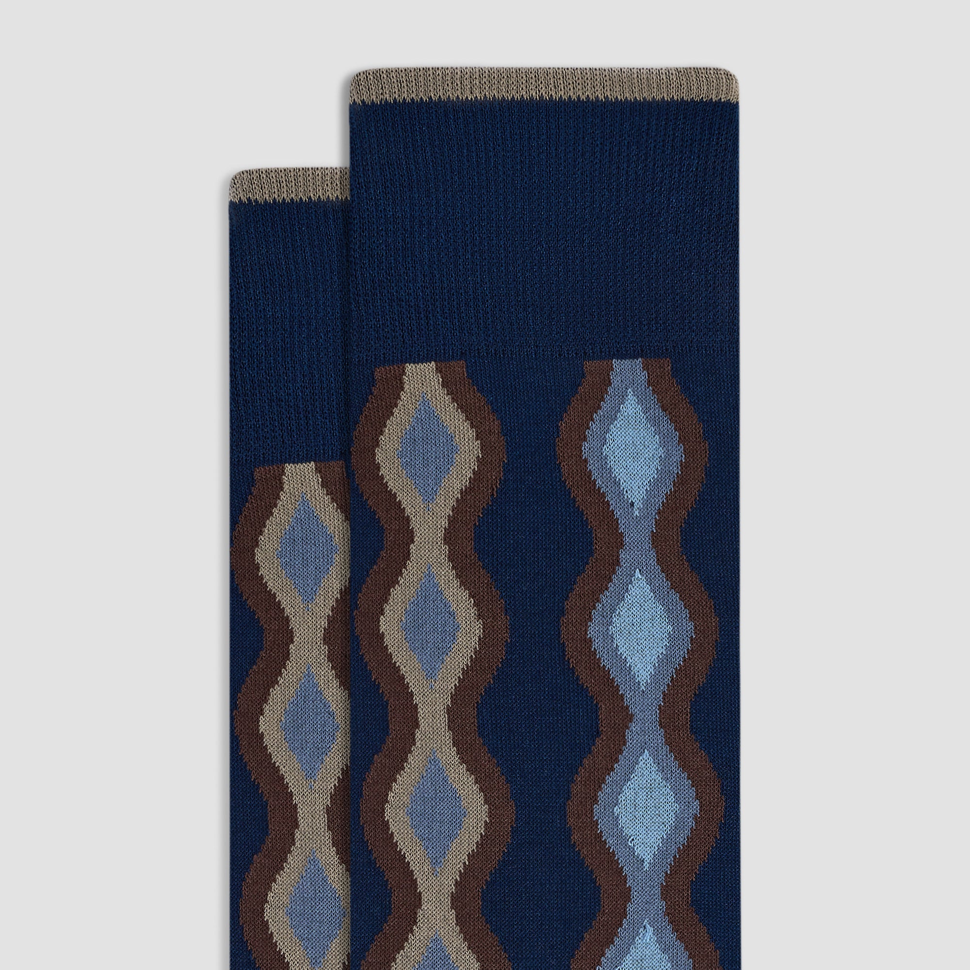 Diamond Wave Mid-Calf Socks