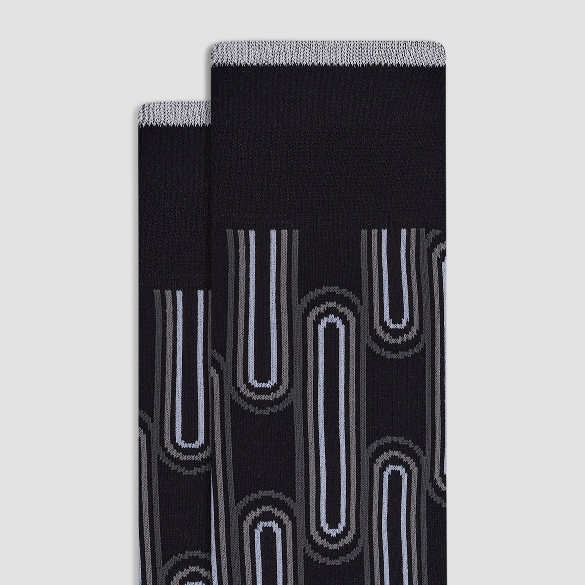 Geometric Link Mid-Calf Socks
