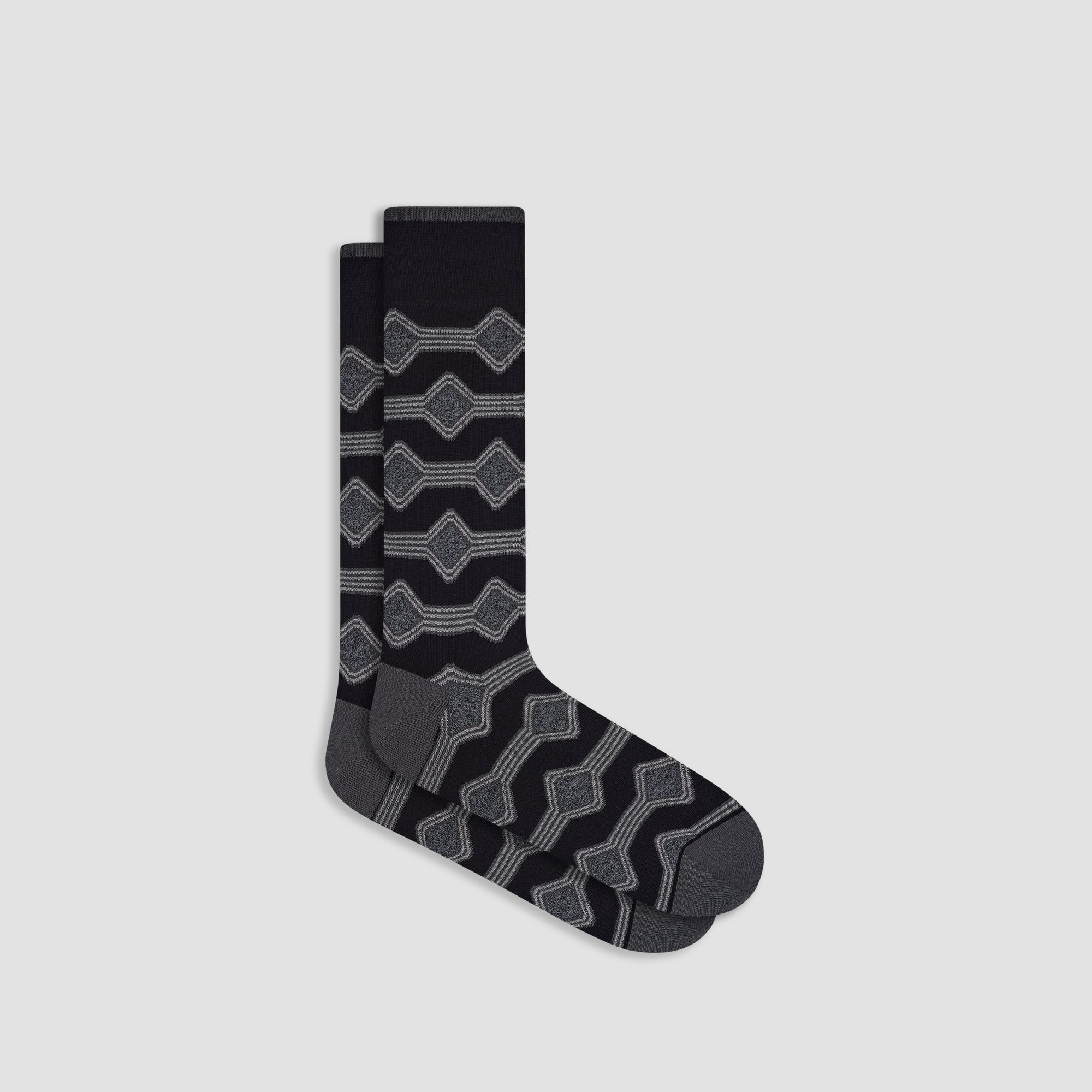Linked Diamond Mid-Calf Socks