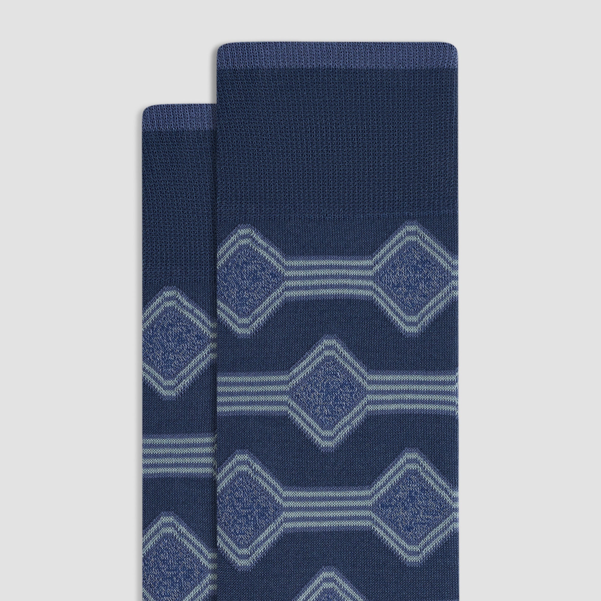 Linked Diamond Mid-Calf Socks