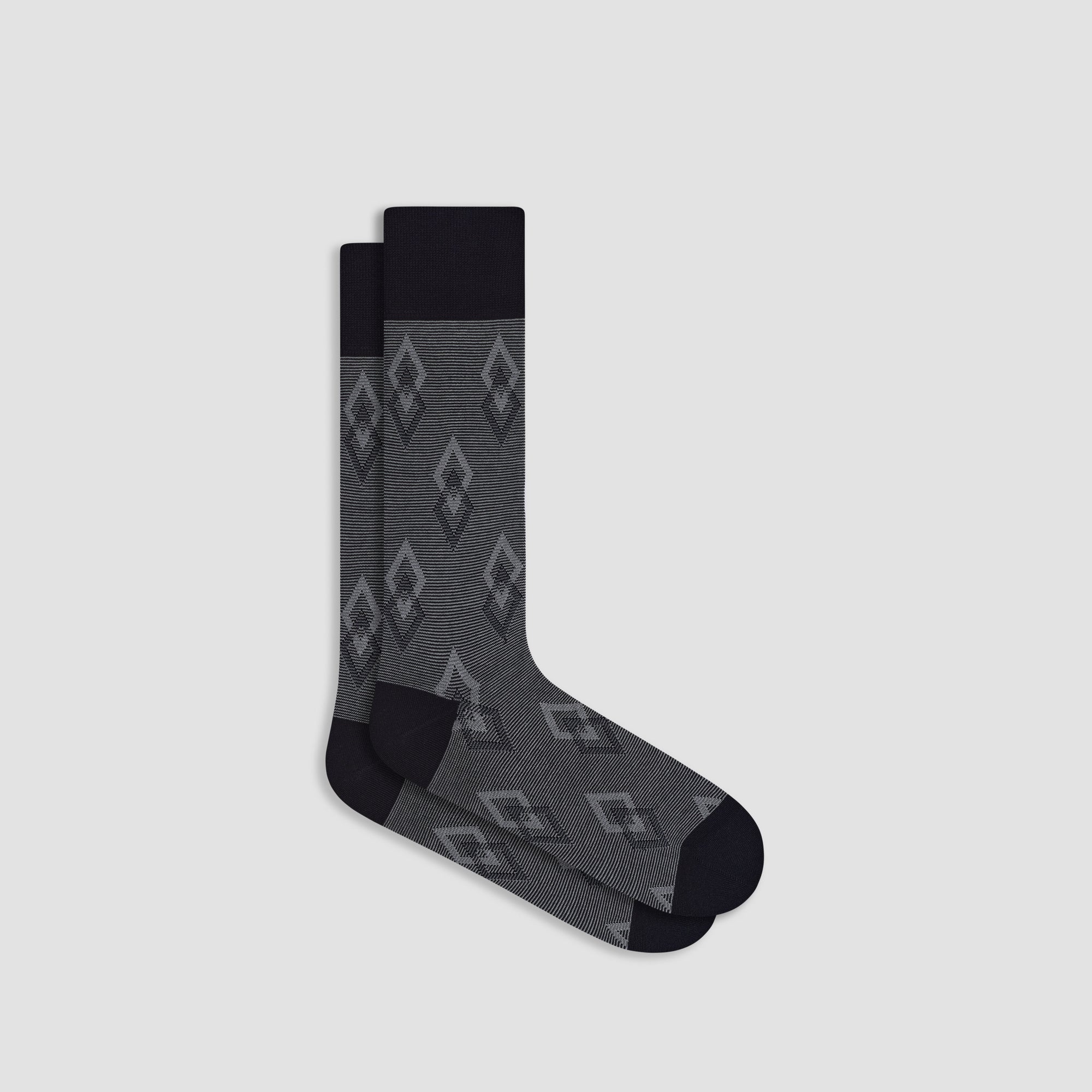 Diamond Motif Mid-Calf Socks