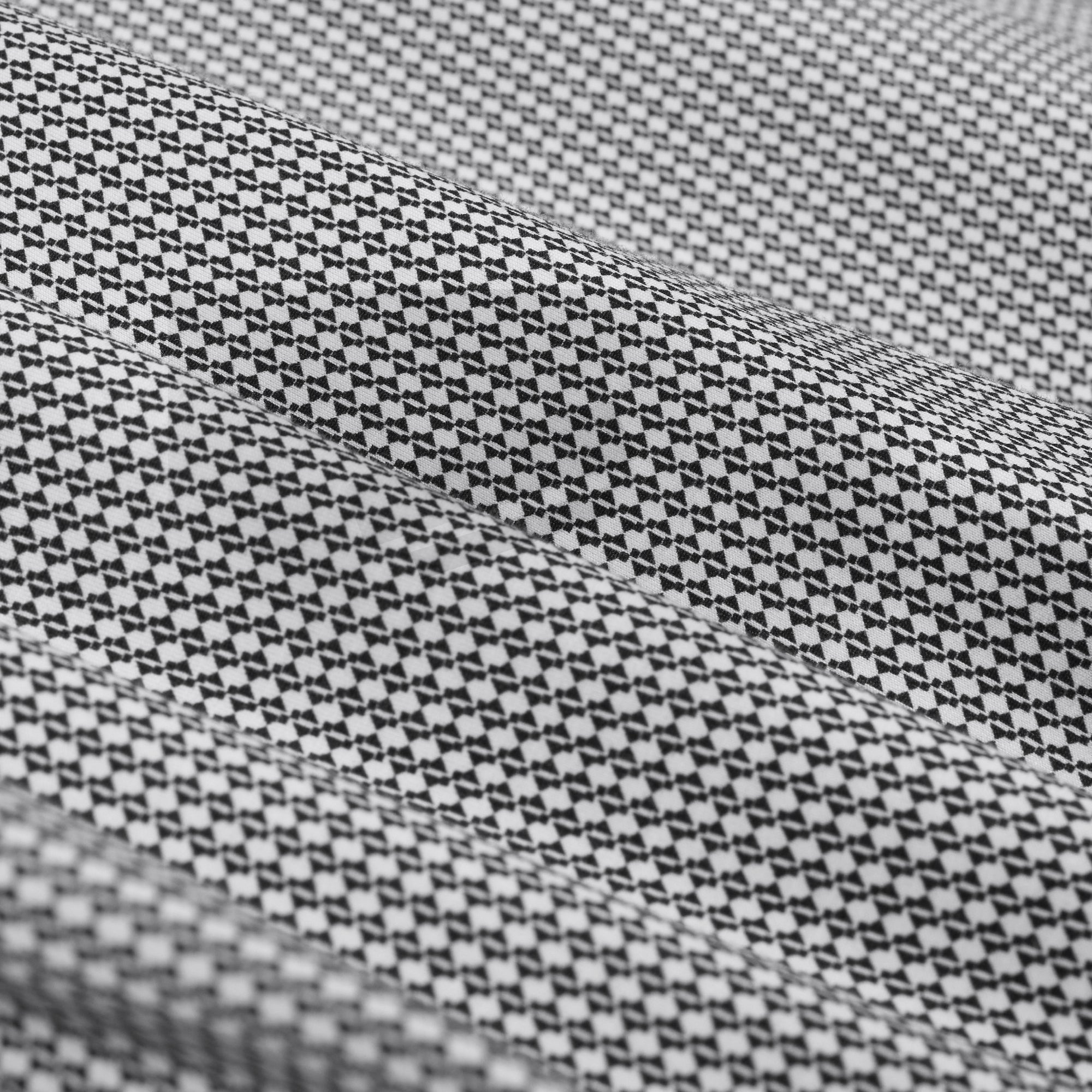 James OoohCotton Geometric Shirt