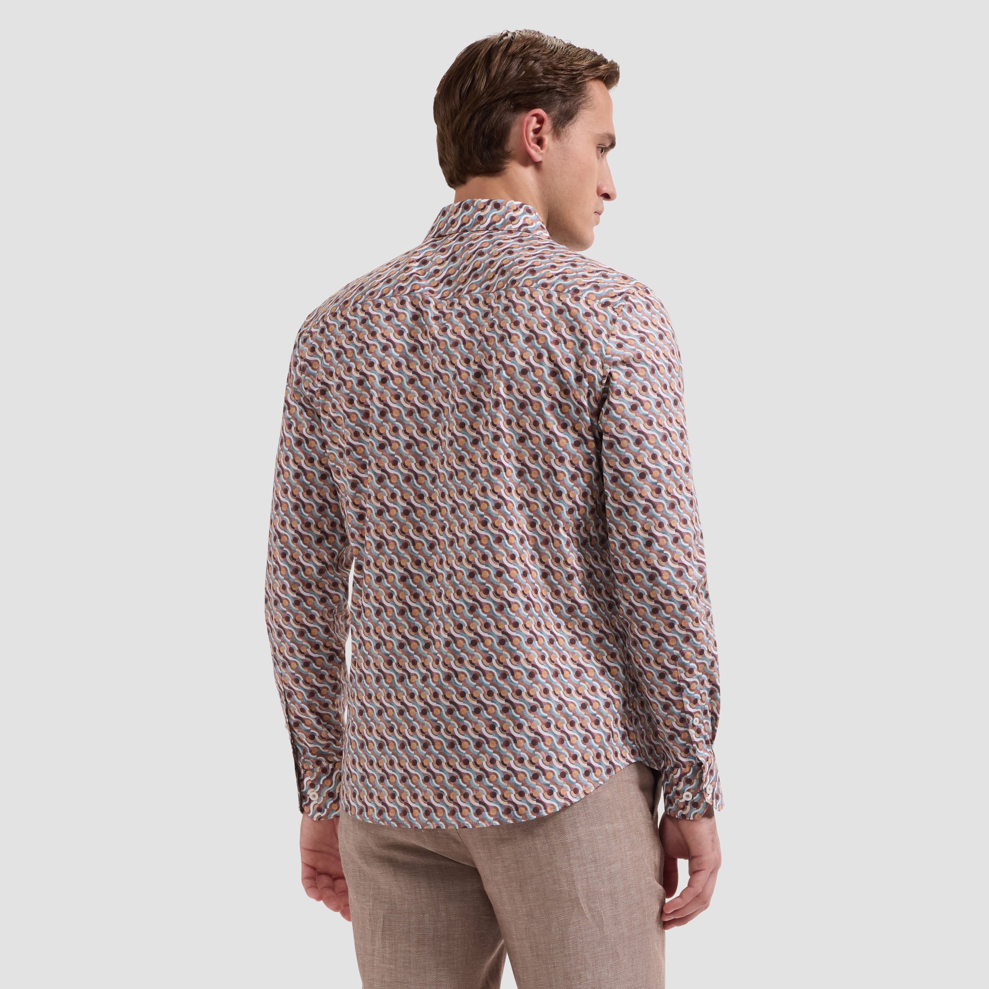Axel Geometric Wave Shirt