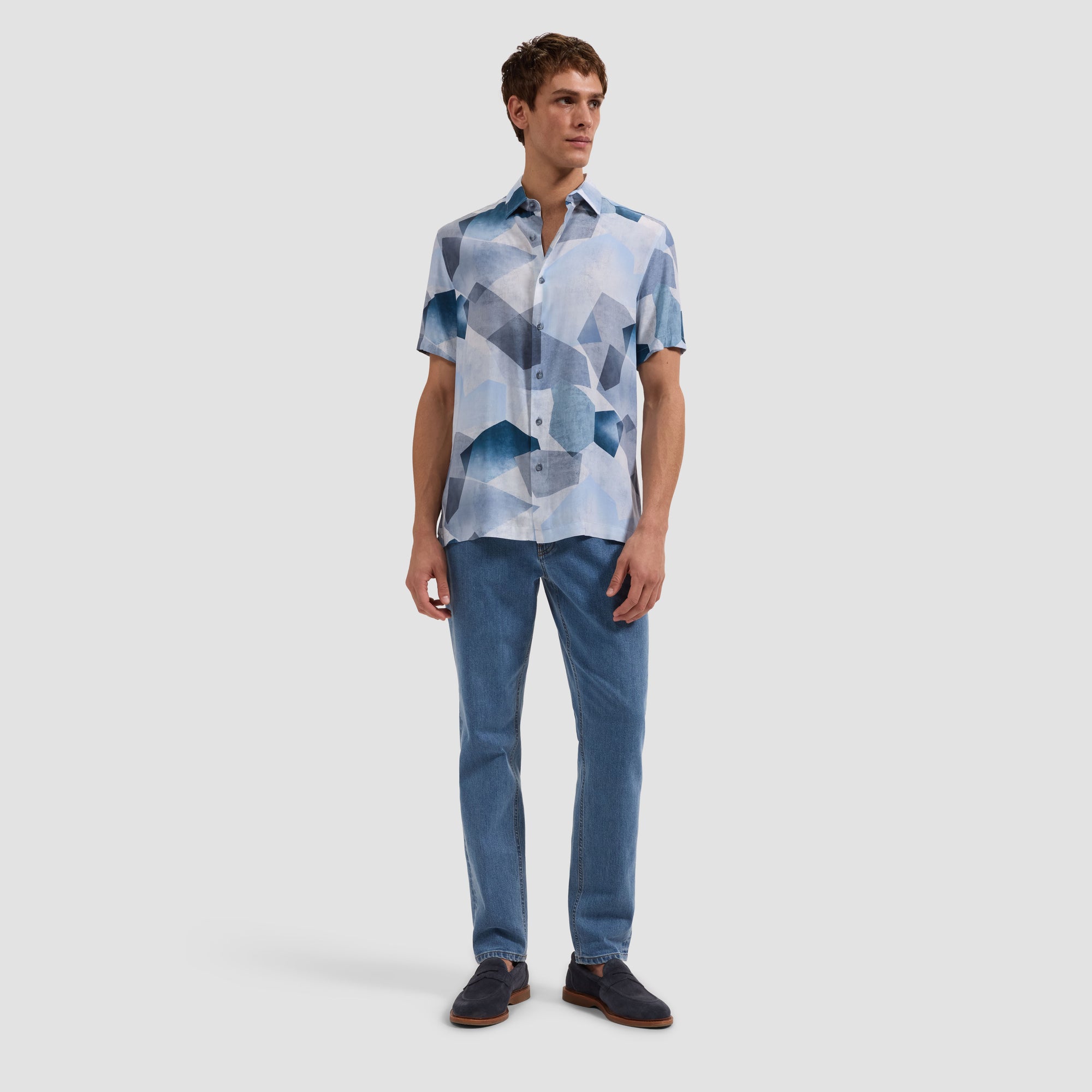 Vero Abstract Geometric Short-Sleeve Shirt