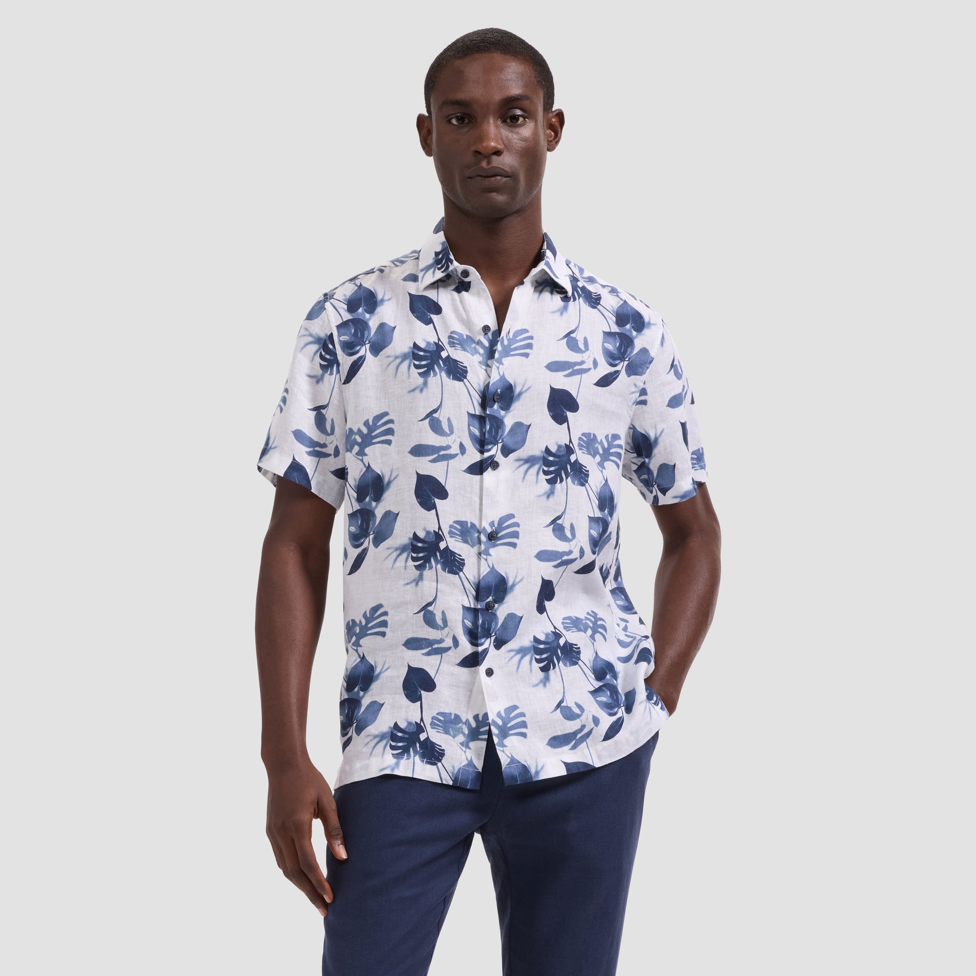 Vero Leaf Print Short-Sleeve Shirt
