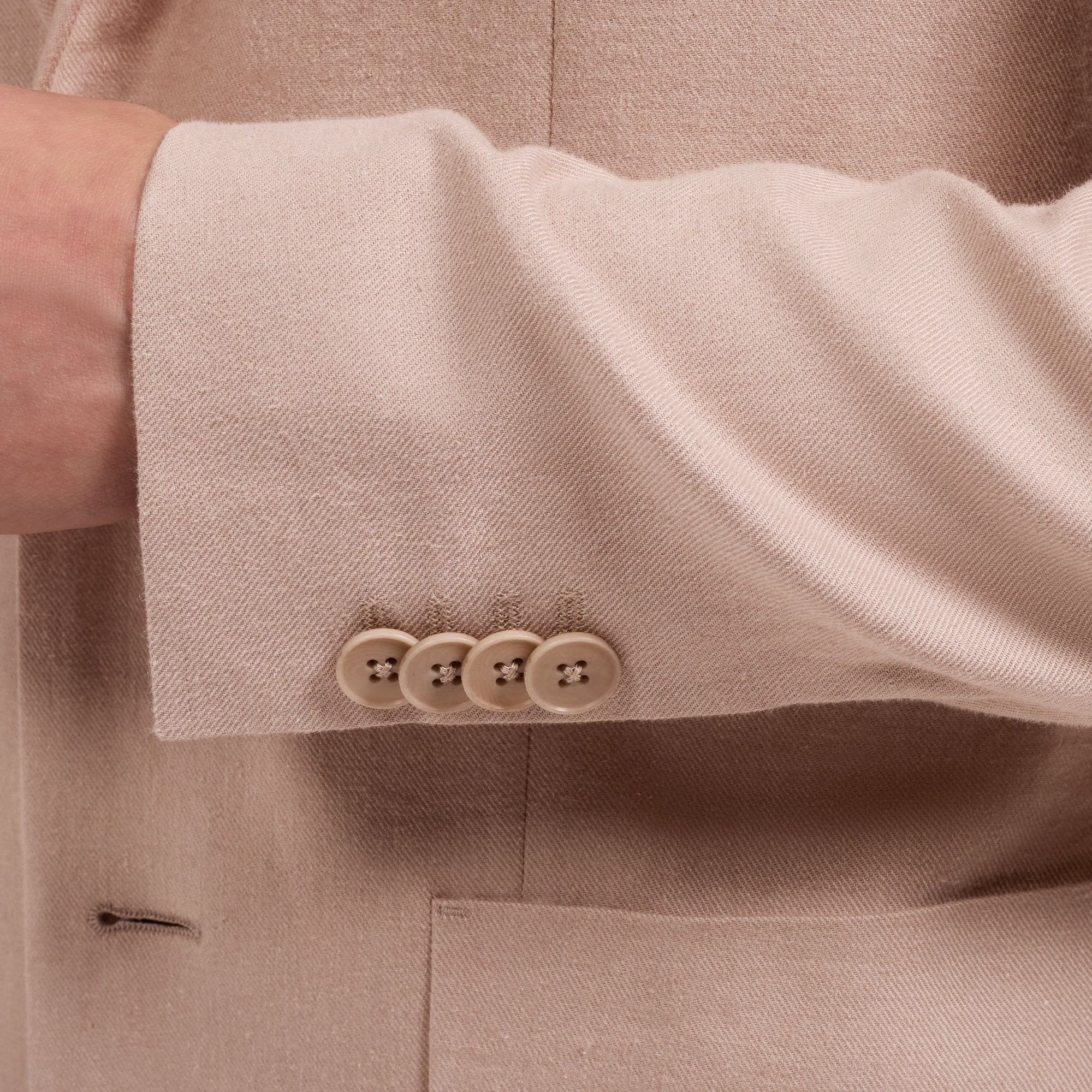 Aerolinen Two-Button Blazer