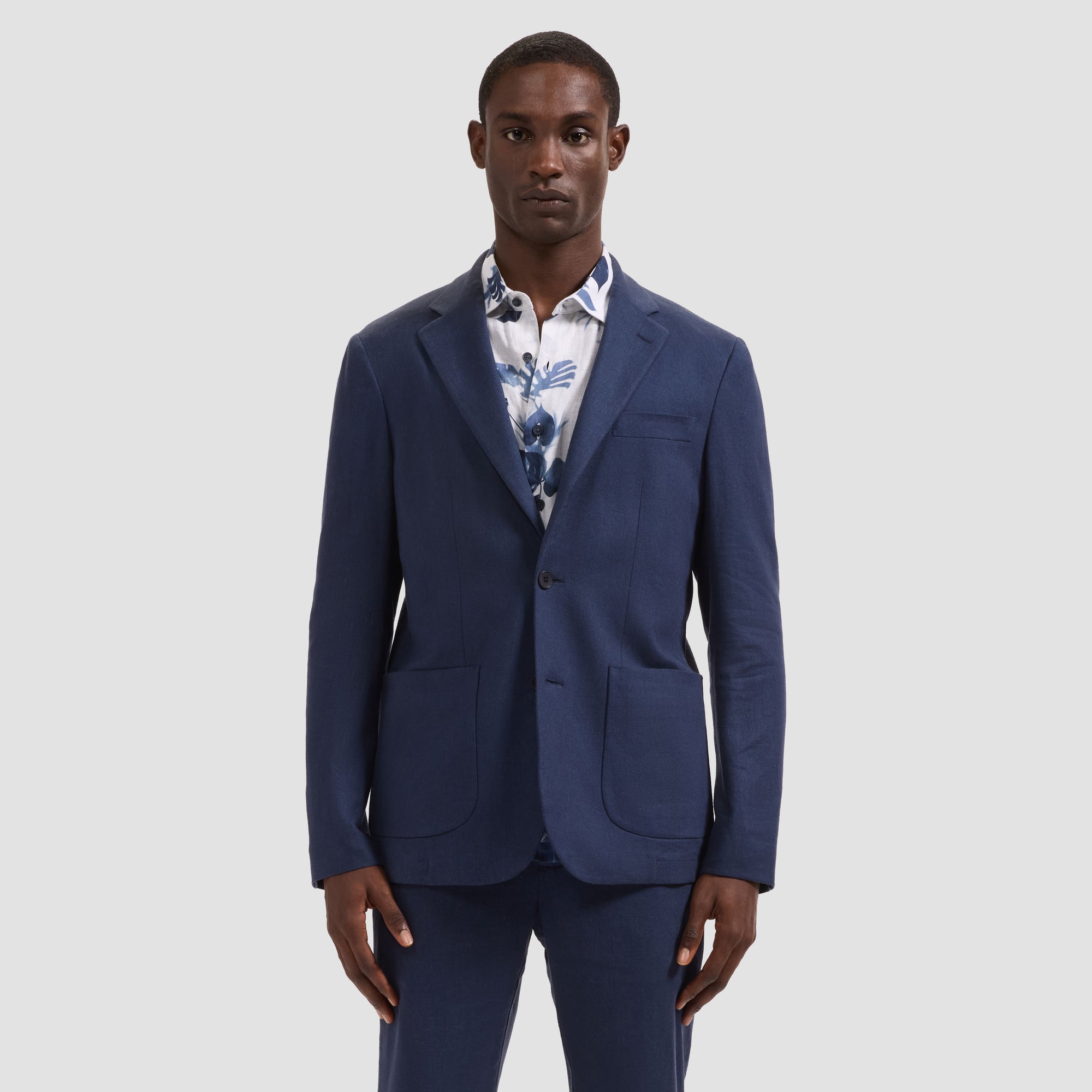 Aerolinen Two-Button Blazer