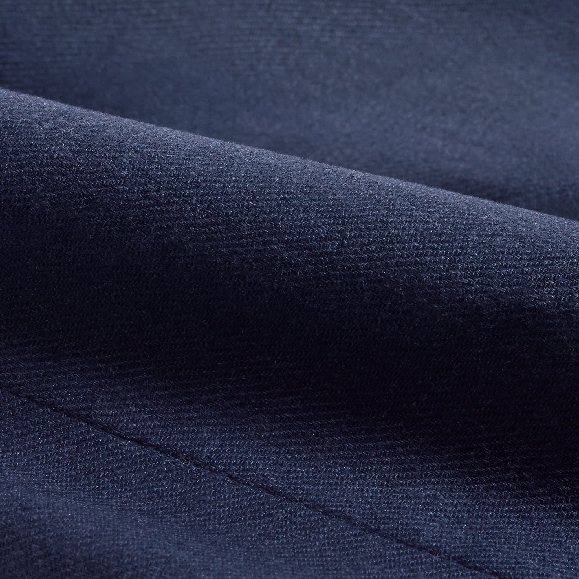 Aerolinen Tailored Flat-Front Pants