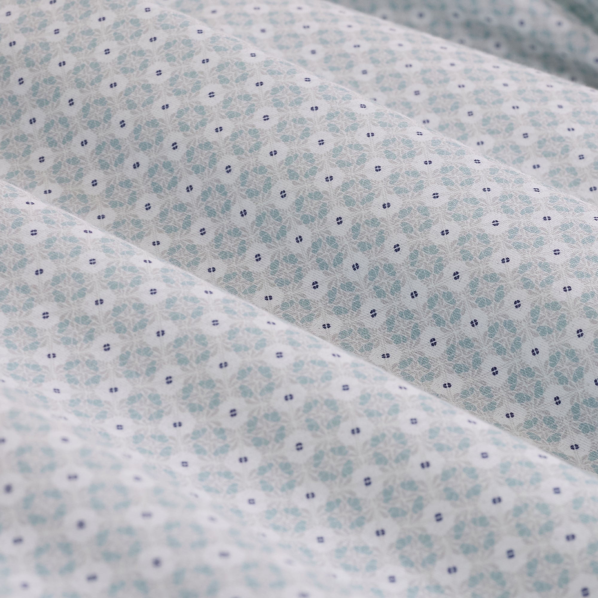 James OoohCotton Medallion Shirt
