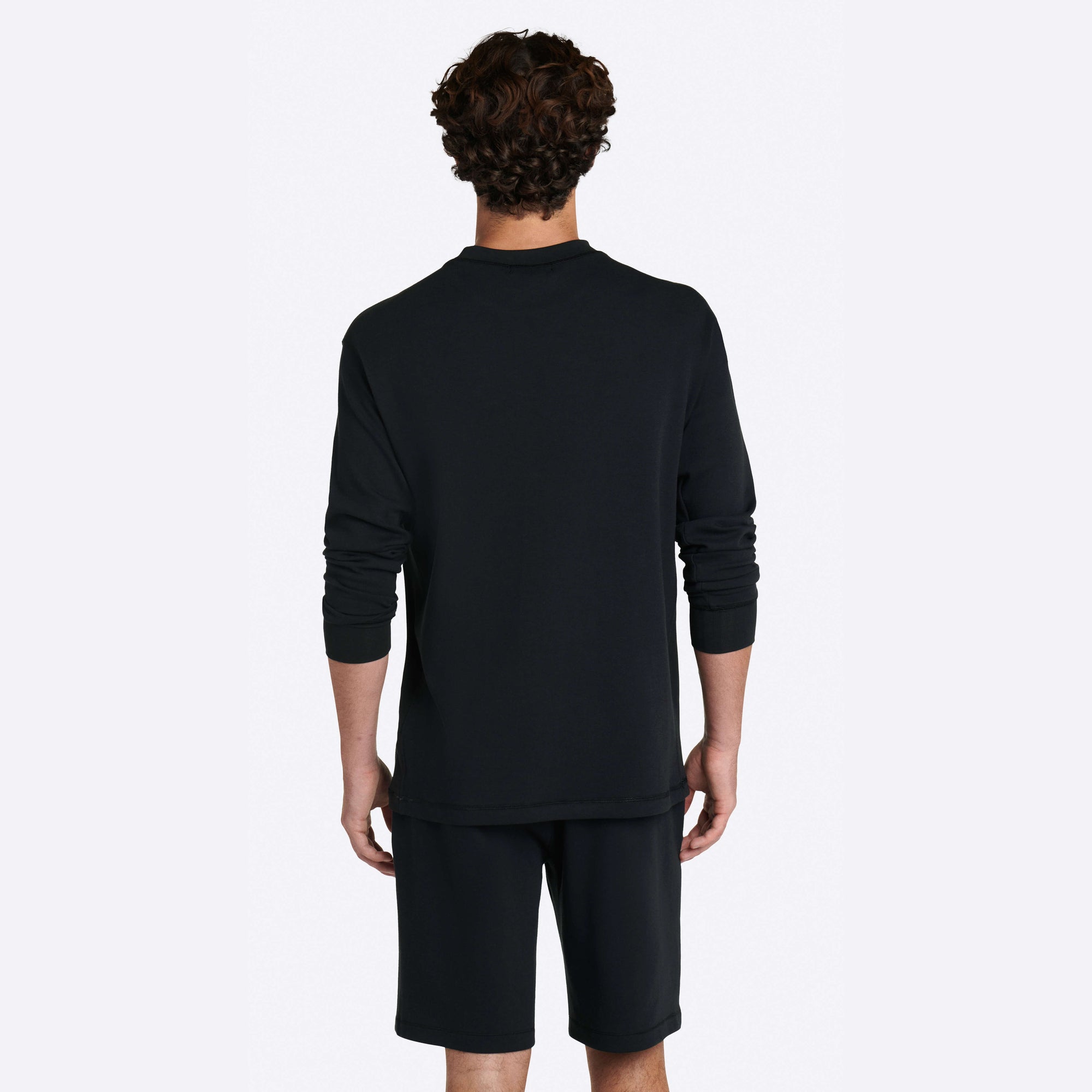 COMFORT Solid Crew Neck