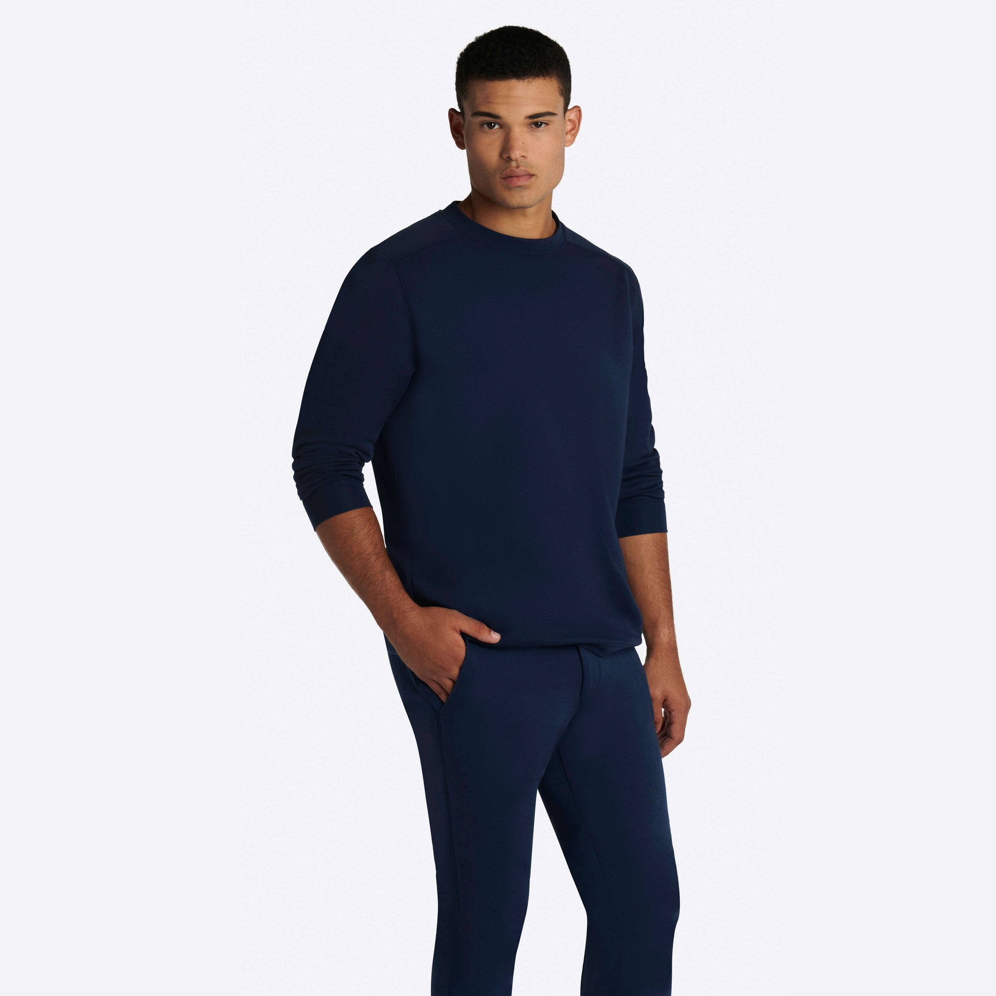 COMFORT Solid Long Sleeve Crew Neck Pullover